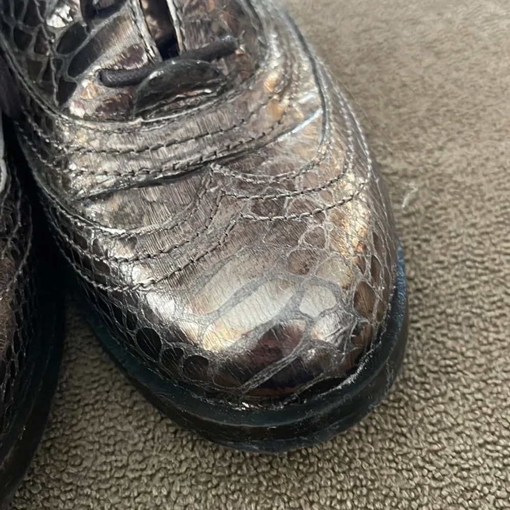 Lucky Brand Blue Jeans America Size 6 Lace Up shoes